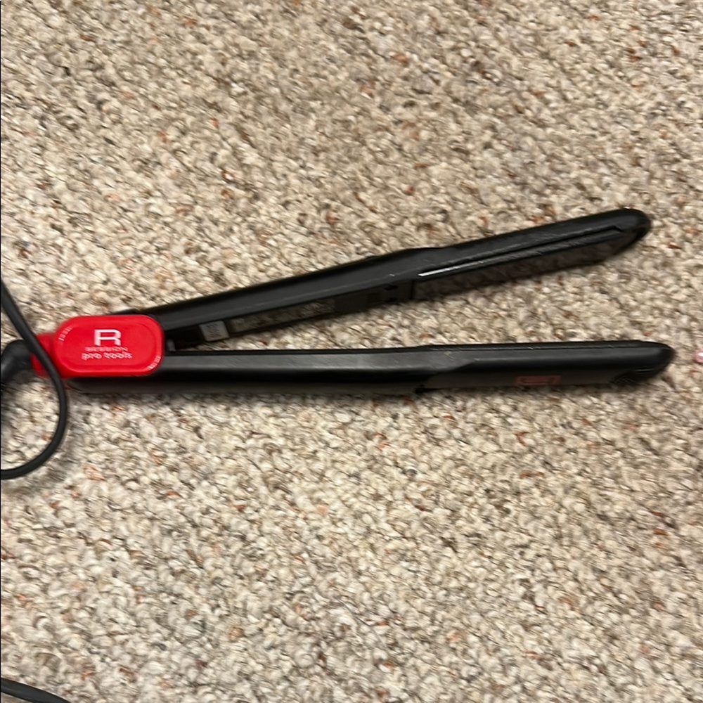 Aveda- R Session Pro Tools Black Hair Straightener